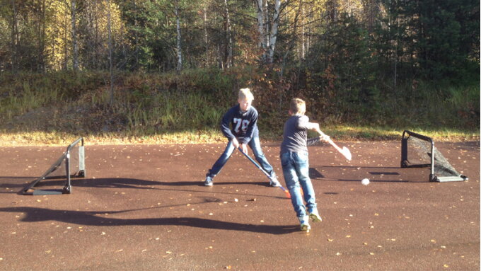 Playing outside in the winter with EXIT Toys