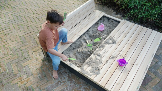 Zandbak kopen voor in de tuin: waar let je op? | EXIT Toys